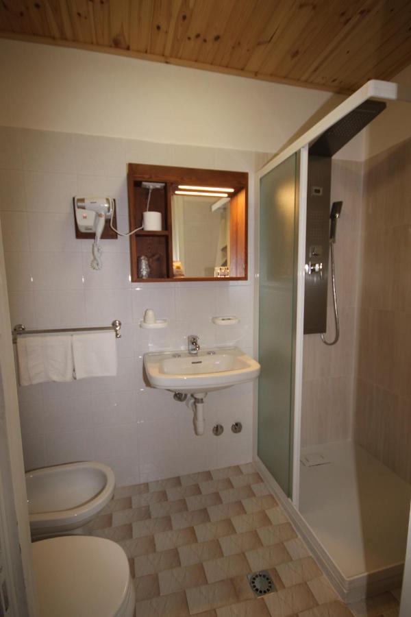 Hotel Col Du Mont 2*