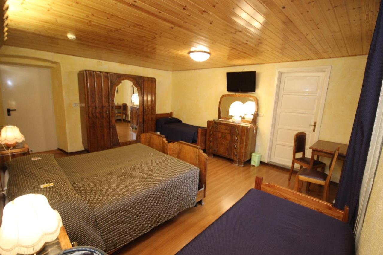 Hotel Col Du Mont 2*